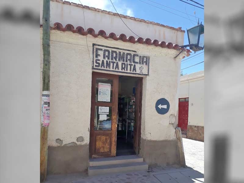 Farmacias-Santa-Rita-03